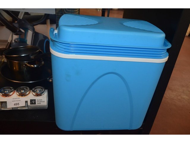 5 diverse kookpotten, 2 steelpannen, divers keukenmatieraal, frigobox blauw - afbeelding 11 van  11