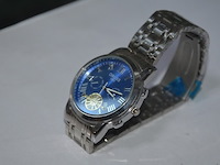 5 diverse polshorloges - afbeelding 4 van  9