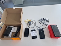 5 diverse smartphones