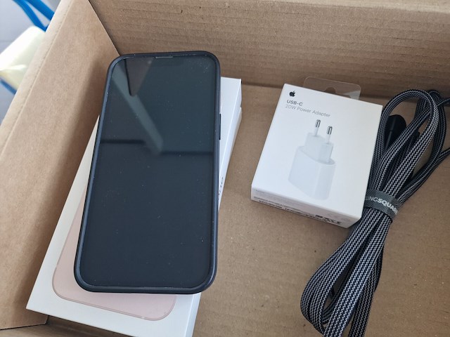 5 diverse smartphones - afbeelding 5 van  11