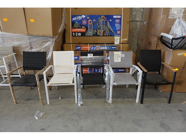 5 diverse stoelen - afbeelding 1 van  6