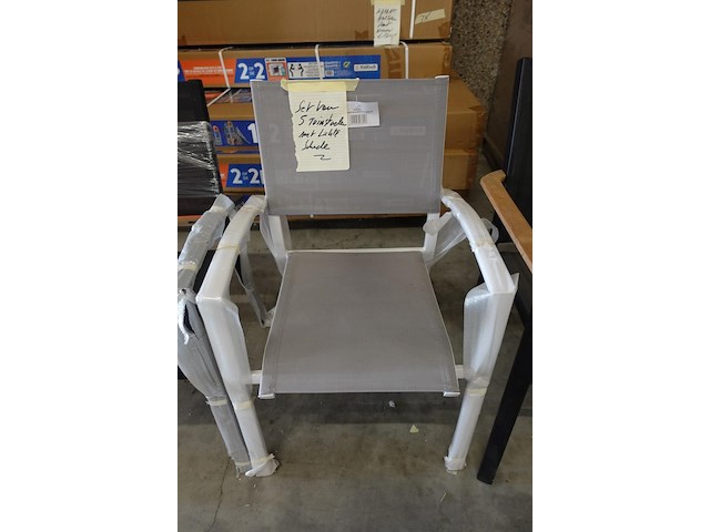 5 diverse stoelen - afbeelding 5 van  6