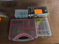 5 doosjes diversen - afbeelding 1 van  7