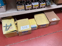 5 dozen bouten en ringen - afbeelding 1 van  6