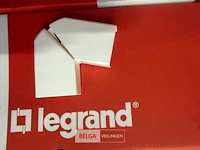 5 dozen hoekstuk dl-plus legrand - afbeelding 2 van  2