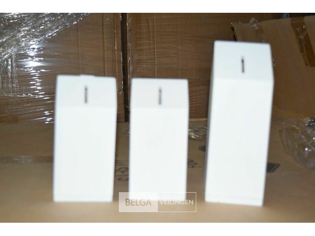 5 dozen houten huisjes( spaarpotjes) - afbeelding 2 van  4