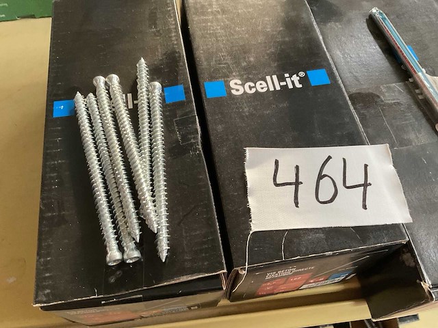 5 dozen houtschroeven en slag hulzen - afbeelding 3 van  7