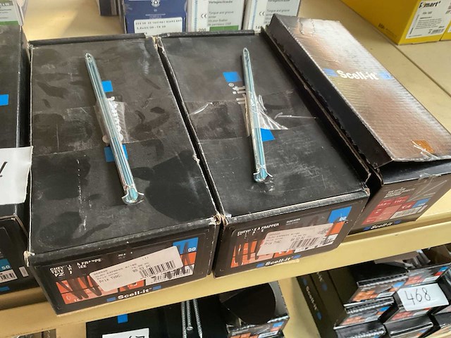 5 dozen houtschroeven en slag hulzen - afbeelding 4 van  7