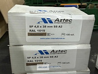 ± 5 dozen schroeven aztex rvs - afbeelding 2 van  3