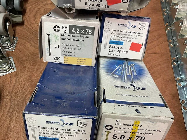 5 dozen schroeven en 1 doos nagels - afbeelding 4 van  8
