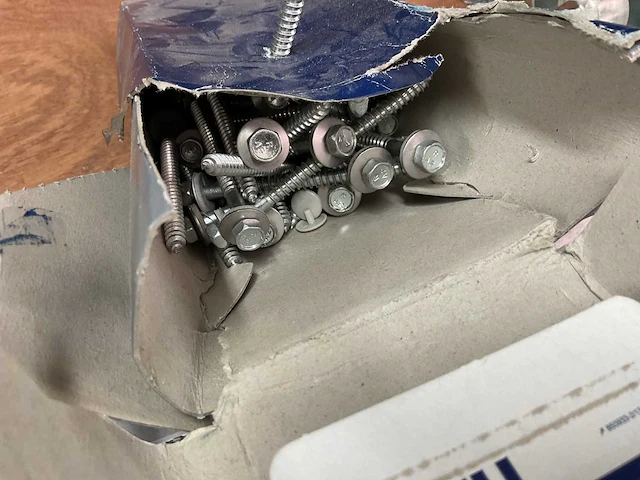 5 dozen schroeven en 1 doos nagels - afbeelding 8 van  8