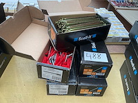 5 dozen slag hulzen en afstand schroeven - afbeelding 1 van  5