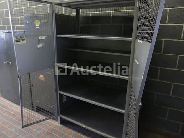 5 dubbele deurkasten, 3 diverse metalen kasten - afbeelding 4 van  20