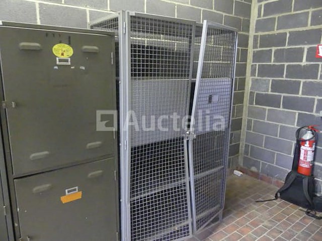 5 dubbele deurkasten, 3 diverse metalen kasten - afbeelding 6 van  20