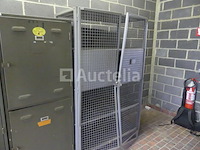 5 dubbele deurkasten, 3 diverse metalen kasten - afbeelding 6 van  20