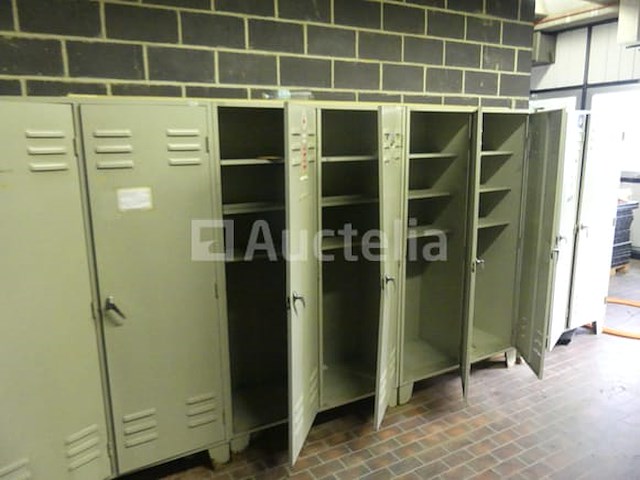 5 dubbele deurkasten, 3 diverse metalen kasten - afbeelding 7 van  20