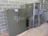 5 dubbele deurkasten, 3 diverse metalen kasten - afbeelding 8 van  20