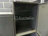 5 dubbele deurkasten, 3 diverse metalen kasten - afbeelding 14 van  20