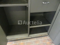 5 dubbele deurkasten, 3 diverse metalen kasten - afbeelding 17 van  20