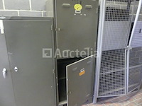 5 dubbele deurkasten, 3 diverse metalen kasten - afbeelding 20 van  20