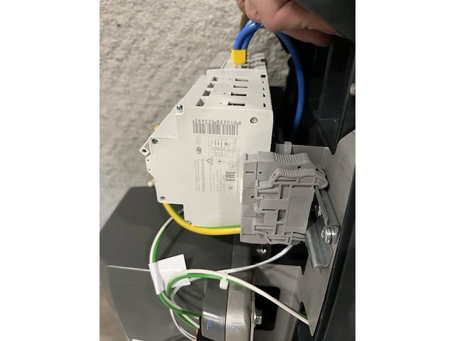 5 dubbele laadstations evbox businessline 4g - 32 a - hub - afbeelding 4 van  17
