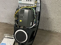 5 dubbele laadstations evbox businessline 4g - 32 a - satellite