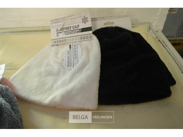 5 fleece wintermutsen div. kleuren - afbeelding 4 van  4
