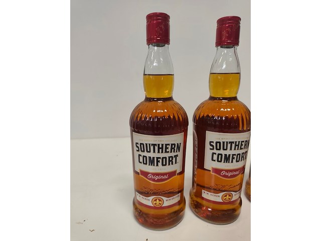 5 flessen southern comfort - afbeelding 2 van  4
