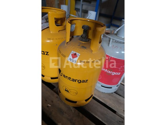 5 gasflessen (afvoeren) - afbeelding 1 van  6