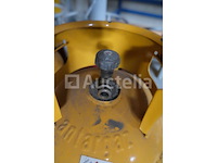 5 gasflessen (afvoeren) - afbeelding 2 van  6