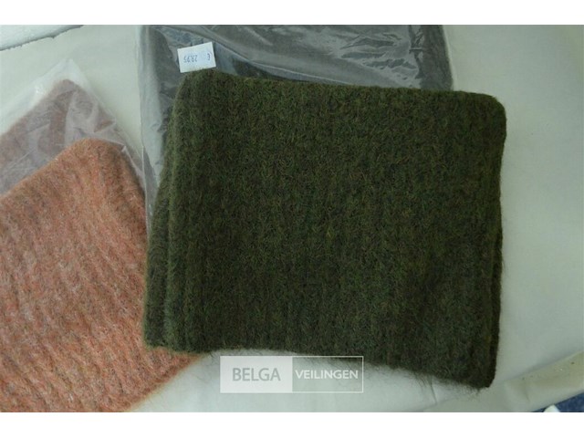 5 gebreide mutsen - afbeelding 2 van  3