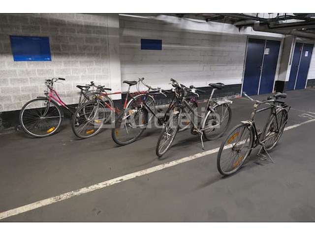 5 gemengde heren- en damesfietsen - afbeelding 1 van  6