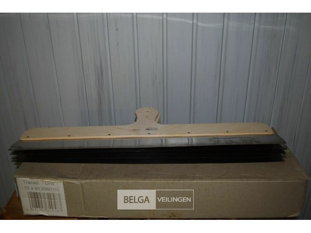 5 grote plakspanen - afbeelding 1 van  3