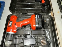 5 handmachines en 2 gereedschapskoffers - afbeelding 4 van  7