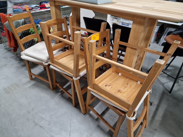 5 houten stoelen - afbeelding 1 van  2