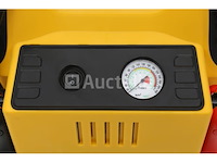 5-in-1 starter - multifunctioneel apparaat - kraft&dele starter, compressor, zaklamp - afbeelding 4 van  4