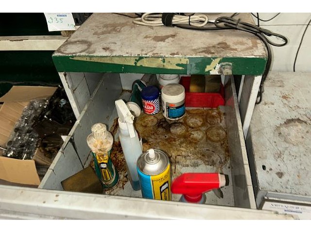 5 kasten met inhoud - afbeelding 4 van  4