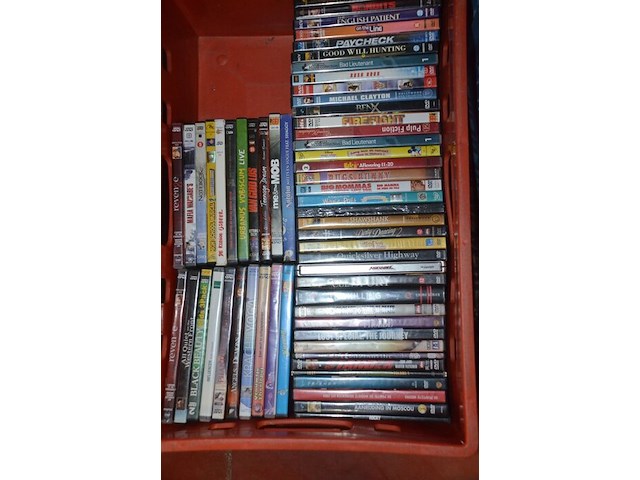 5 kisten gevuld met ca. 400 dvd's - afbeelding 4 van  11