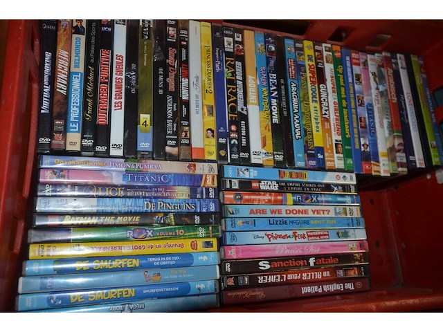 5 kisten gevuld met ca. 400 dvd's - afbeelding 6 van  11