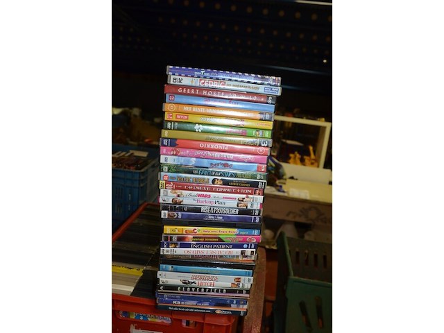 5 kisten gevuld met ca. 400 dvd's - afbeelding 11 van  11