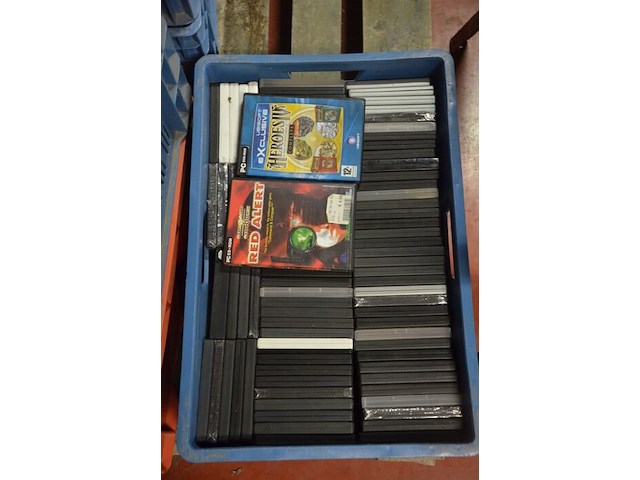 5 kisten gevuld met ca. 400 dvd's - afbeelding 3 van  10