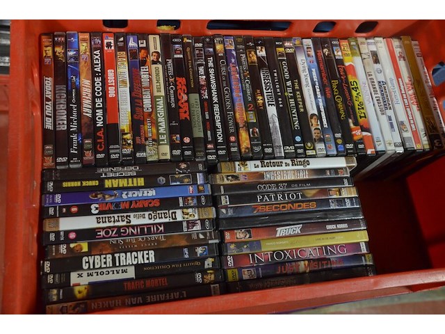 5 kisten gevuld met ca. 400 dvd's - afbeelding 6 van  10