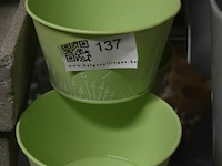 5 kleine ijzeren bloempotjes - afbeelding 1 van  2