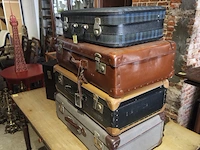 5 koffers - afbeelding 2 van  2