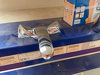 5 lavabo en keuken kranen - afbeelding 2 van  9