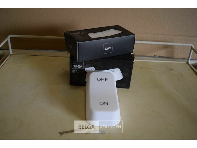 5 led light on/off - afbeelding 1 van  2