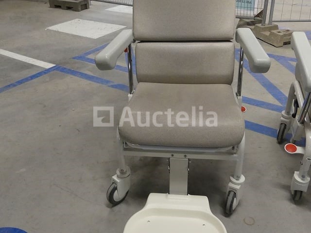 5 loungestoelen op wielen - afbeelding 4 van  7