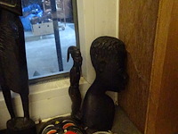 5 maal afrikaanse kunst met 1 basrelief - afbeelding 3 van  3