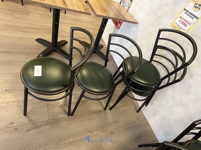 5 metalen horecastoelen - afbeelding 5 van  5