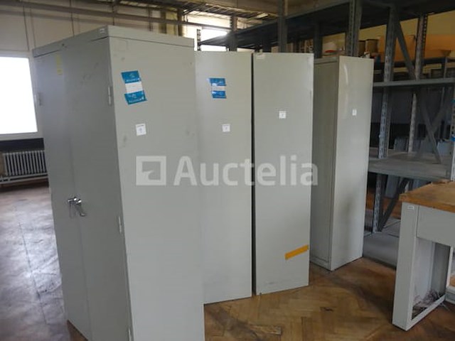 5 metalen kasten met 2 deuren - afbeelding 2 van  5